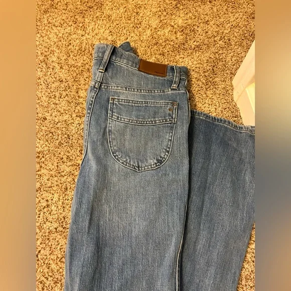 Madewell 11” high rise flare jeans - Picture 4 of 9